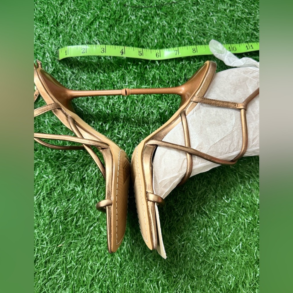 DKNY Gold Strappy Pumps Size 7.5 M
